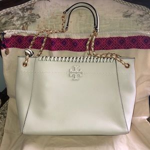 Authentic Tory Burch Leather Tote.LIKE NEW!